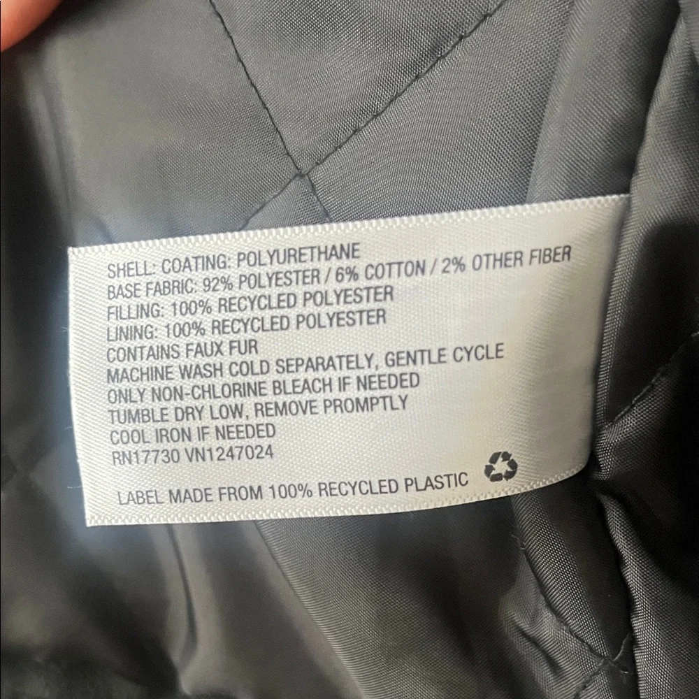 Universal Thread Black Leather Jacket with Cream Shearling Collar - Picture 3 of 5